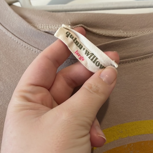 Be Kind Shirt - Picture 3 of 4